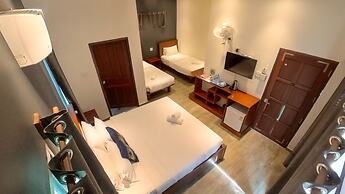 Faraway Suites - Hostel