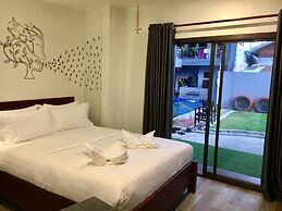 Faraway Suites - Hostel