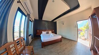 Faraway Suites - Hostel