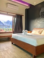 Faraway Suites - Hostel