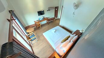 Faraway Suites - Hostel