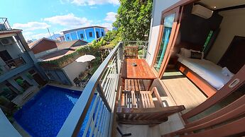Faraway Suites - Hostel