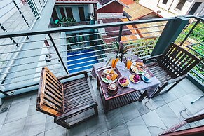Faraway Suites - Hostel