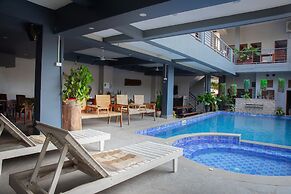 Faraway Suites - Hostel