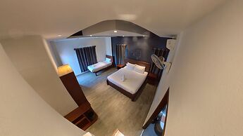 Faraway Suites - Hostel