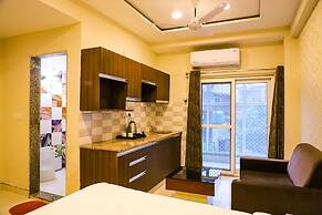 Hotel Shri Radha Nikunj Vrindavan Opposite Prem Mandir
