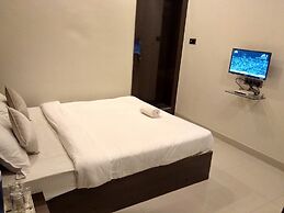 JK Rooms 126 Parashar Legacy - Station