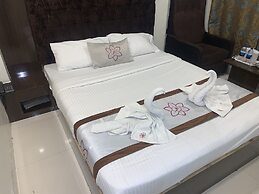 JK Rooms 126 Parashar Legacy - Station