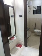 JK Rooms 126 Parashar Legacy - Station