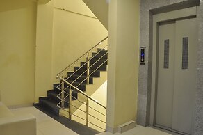 JK Rooms 126 Parashar Legacy - Station