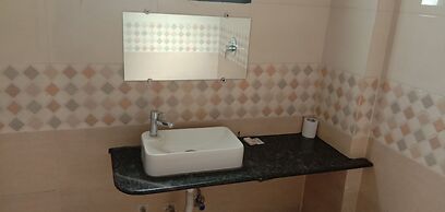 JK Rooms 126 Parashar Legacy - Station