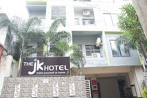 JK Rooms 126 Parashar Legacy - Station