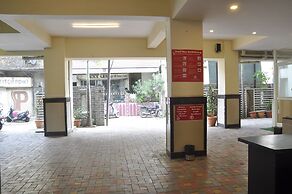 JK Rooms 126 Parashar Legacy - Station