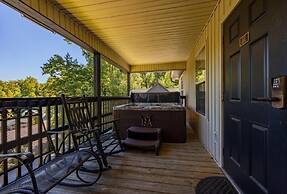 Briarstone Lodge Condo 13A - Two Bedroom Condo