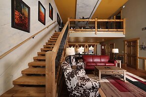 Above It All - Four Bedroom Cabin