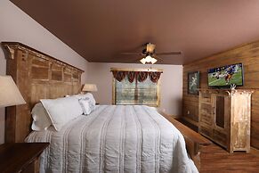 Above It All - Four Bedroom Cabin