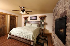 Above It All - Four Bedroom Cabin