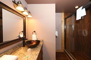 Above It All - Four Bedroom Cabin