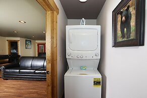 Above It All - Four Bedroom Cabin