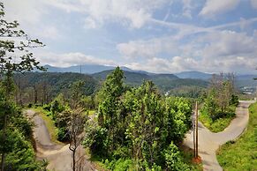 Above It All - Four Bedroom Cabin