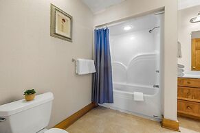 Poplar Point Condo Unit 12F - Three Bedroom Condo