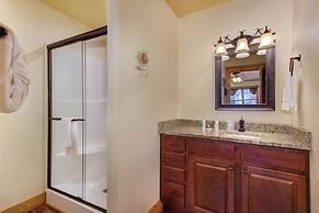 Aqua Paradise - Six Bedroom Chalet