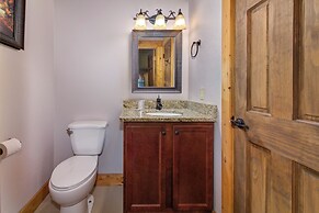 Aqua Paradise - Six Bedroom Chalet