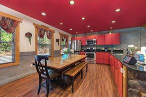 Aqua Paradise - Six Bedroom Chalet