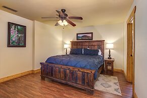 Aqua Paradise - Six Bedroom Chalet