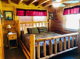 Creekside Dreams - One Bedroom Cabin