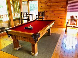 Creekside Dreams - One Bedroom Cabin