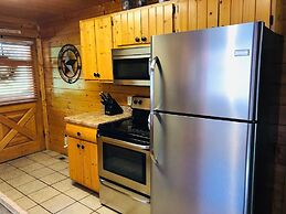 Creekside Dreams - One Bedroom Cabin