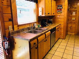 Creekside Dreams - One Bedroom Cabin