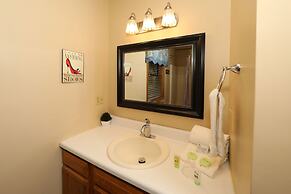 Divine Escape - Two Bedroom Chalet