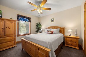 Poplar Point Condo Unit 12E - Three Bedroom Condo