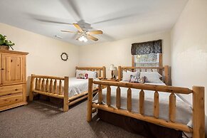 Poplar Point Condo Unit 12E - Three Bedroom Condo