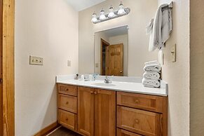 Poplar Point Condo Unit 12E - Three Bedroom Condo