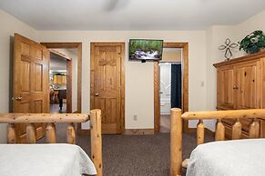 Poplar Point Condo Unit 12E - Three Bedroom Condo