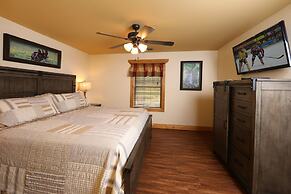 Firefly Nights - Five Bedroom Chalet