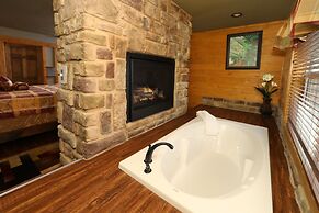 Firefly Nights - Five Bedroom Chalet