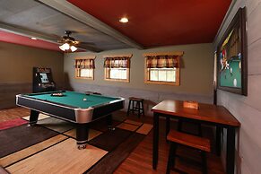 Firefly Nights - Five Bedroom Chalet