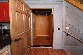 Firefly Nights - Five Bedroom Chalet