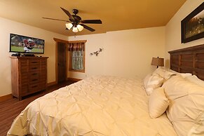 Firefly Nights - Five Bedroom Chalet