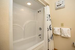 Briarstone Lodge Condo 13C - Two Bedroom Condo