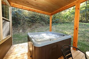 Misty Mountainside - Two Bedroom Chalet