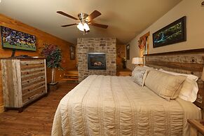 Misty Mountainside - Two Bedroom Chalet