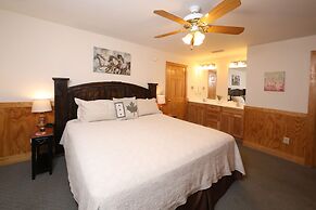 Oak Tree Lodge 3 - Fifteen Bedroom Chalet Lodge