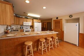 Oak Tree Lodge 3 - Fifteen Bedroom Chalet Lodge