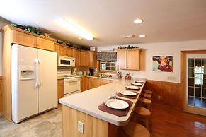 Oak Tree Lodge 3 - Fifteen Bedroom Chalet Lodge