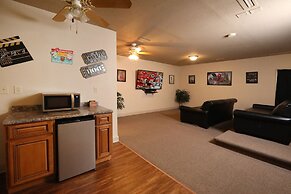 Oak Tree Lodge 3 - Fifteen Bedroom Chalet Lodge